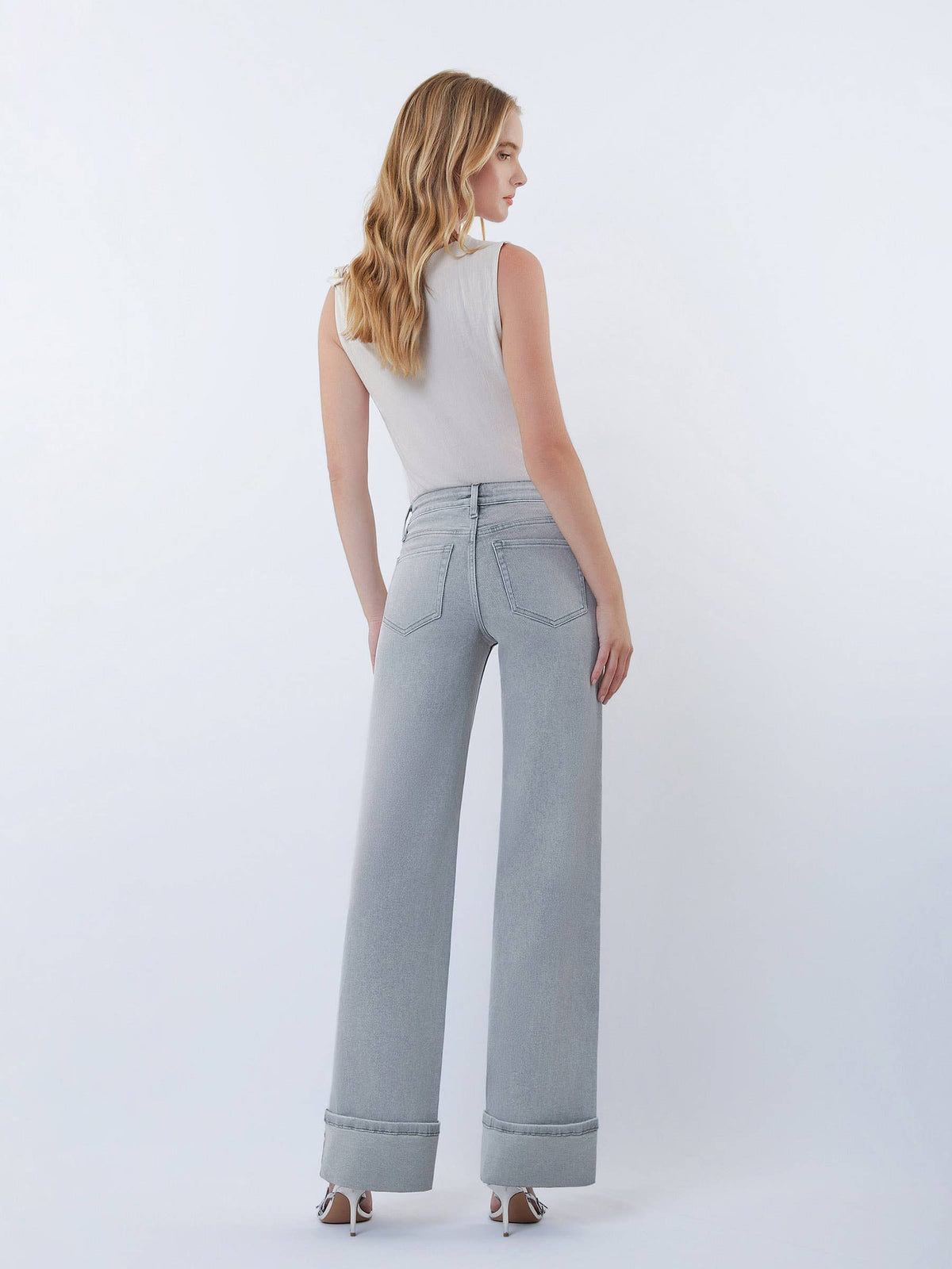 MID RISE FULL LENGTH GREY CUFFED WIDE LEG JEANS F9054GY: GREY / 27
