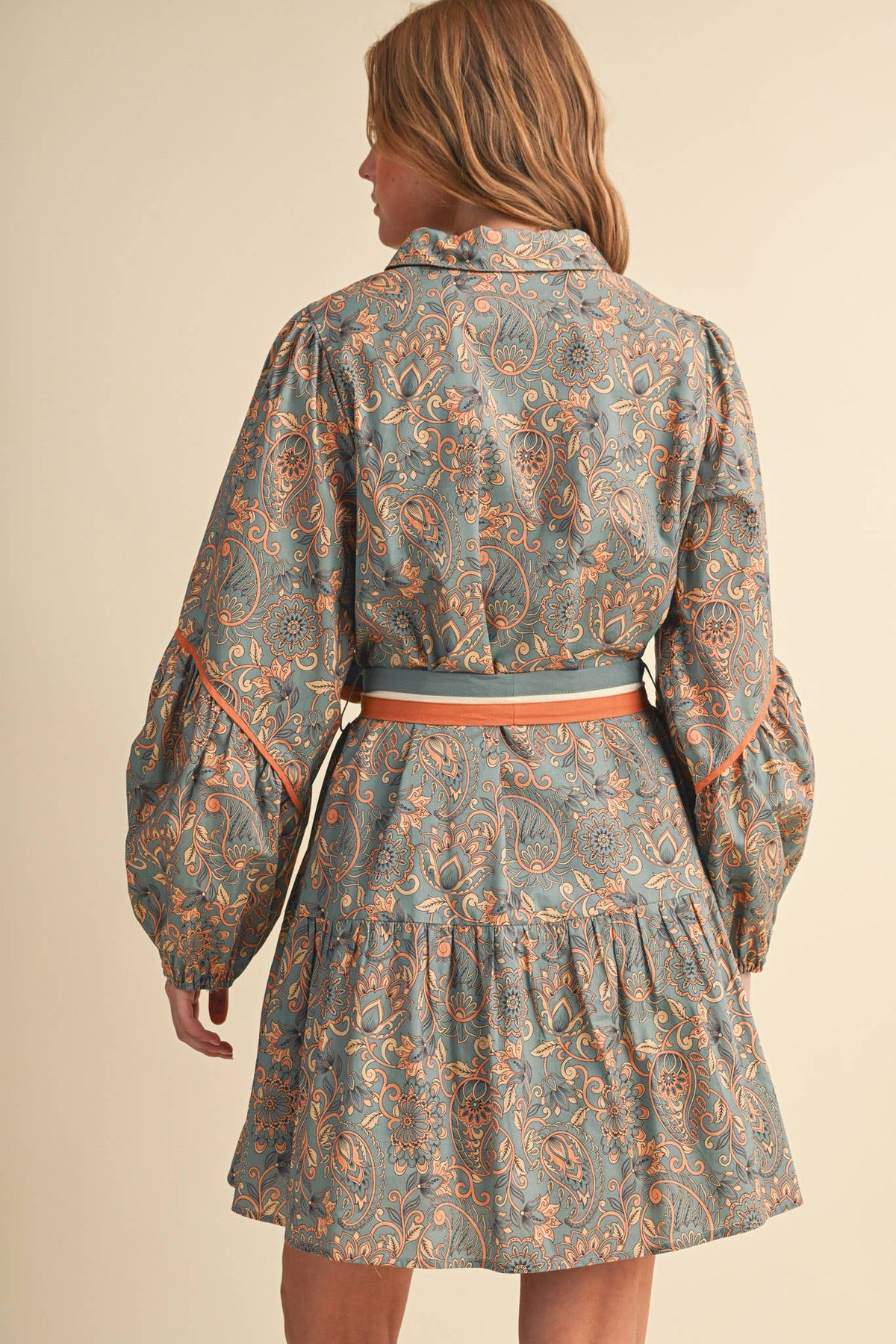 FLORAL PAISLEY BUTTON DOWN BELTED MINI DRESS MDR5148: DUSTY TEAL PAISLEY / S