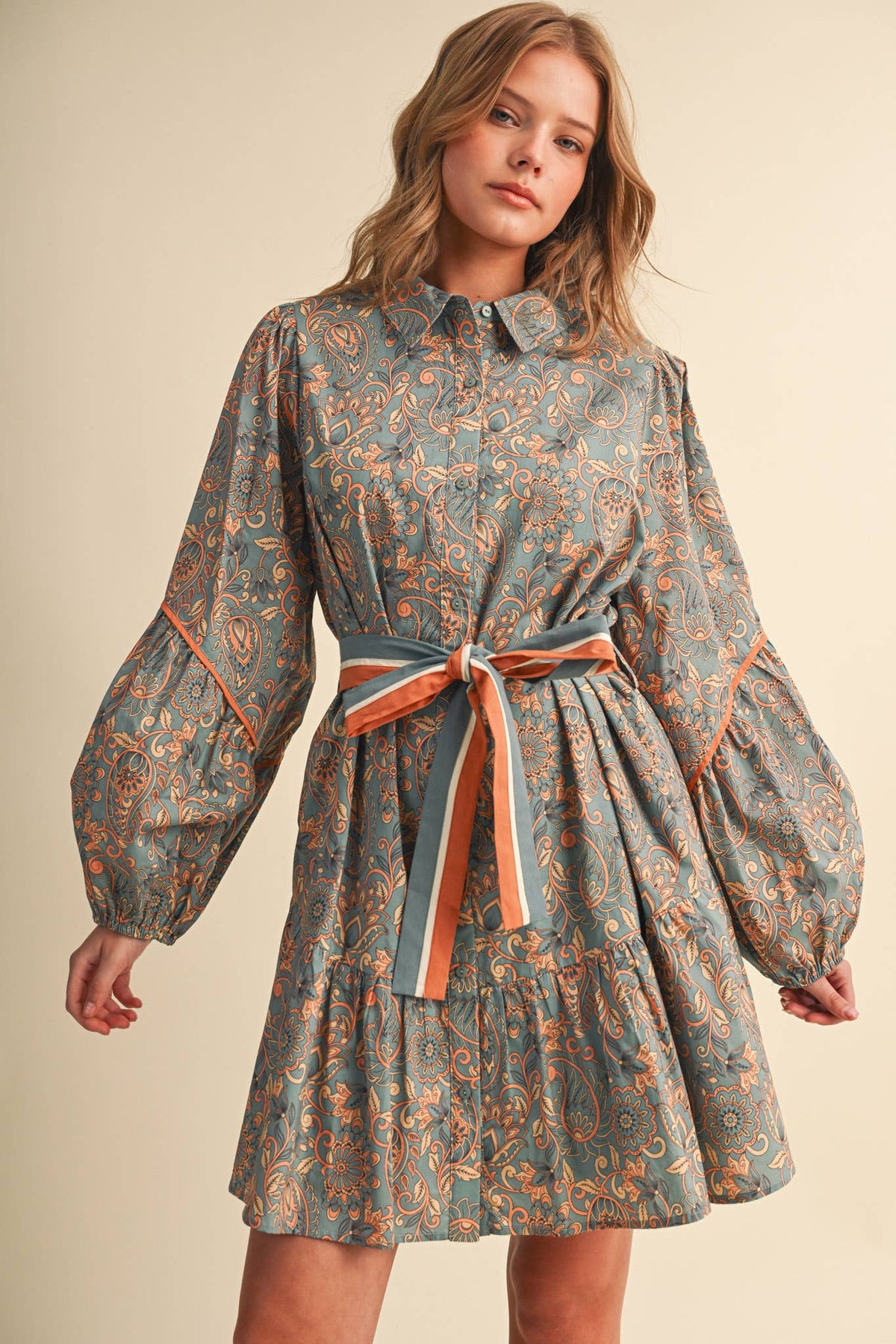 FLORAL PAISLEY BUTTON DOWN BELTED MINI DRESS MDR5148: DUSTY TEAL PAISLEY / M
