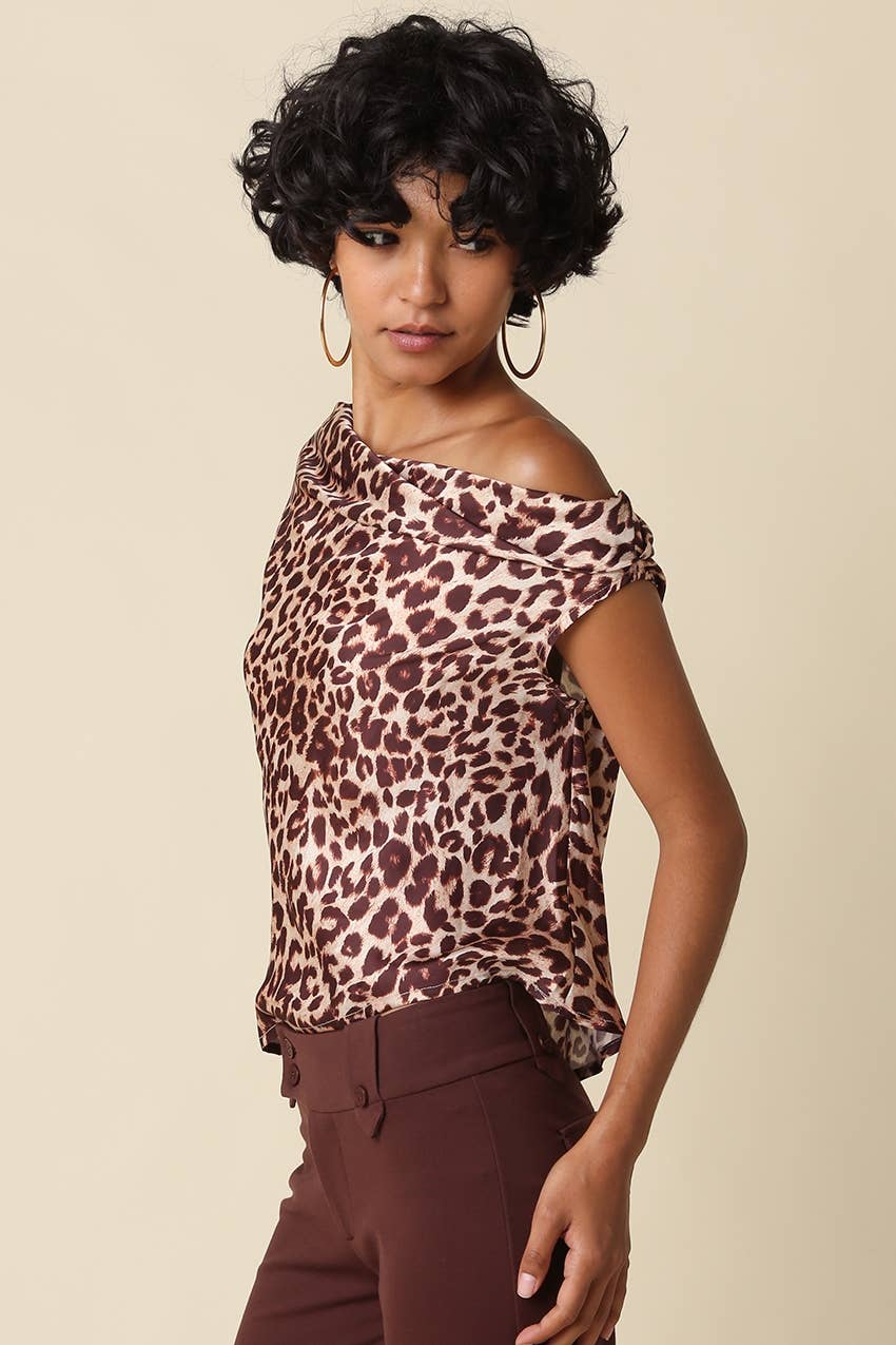 Lina Leopard One-Shoulder Top: CREAM BROWN LEOPARD / L