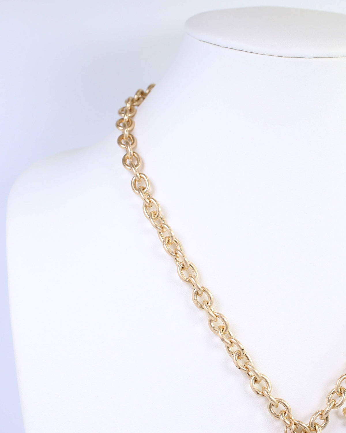 Aeris Vintage Long Y Necklace Worn Gold: Default