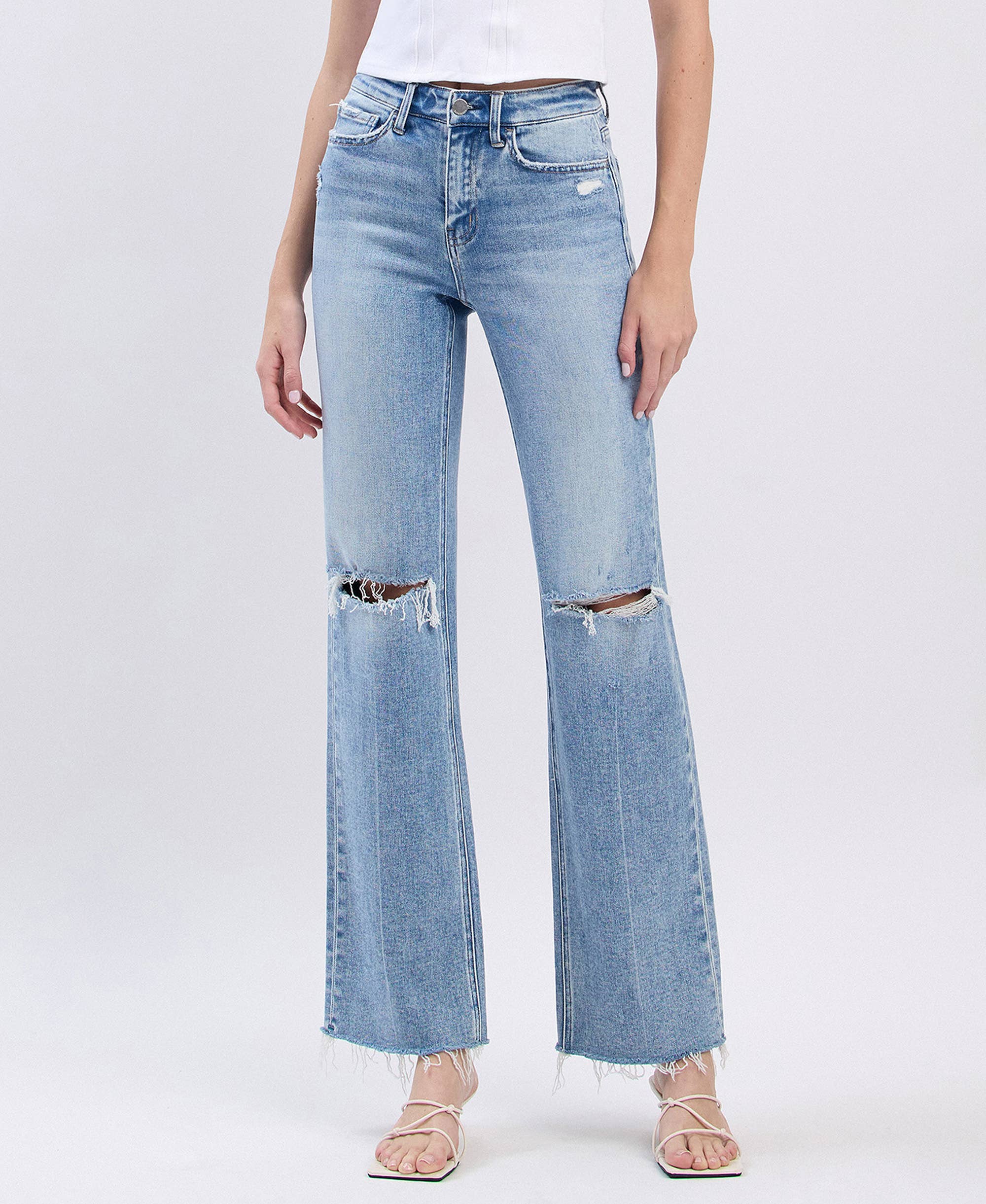 HIGH RISE DISTRESSED SLIM WIDE JEANS