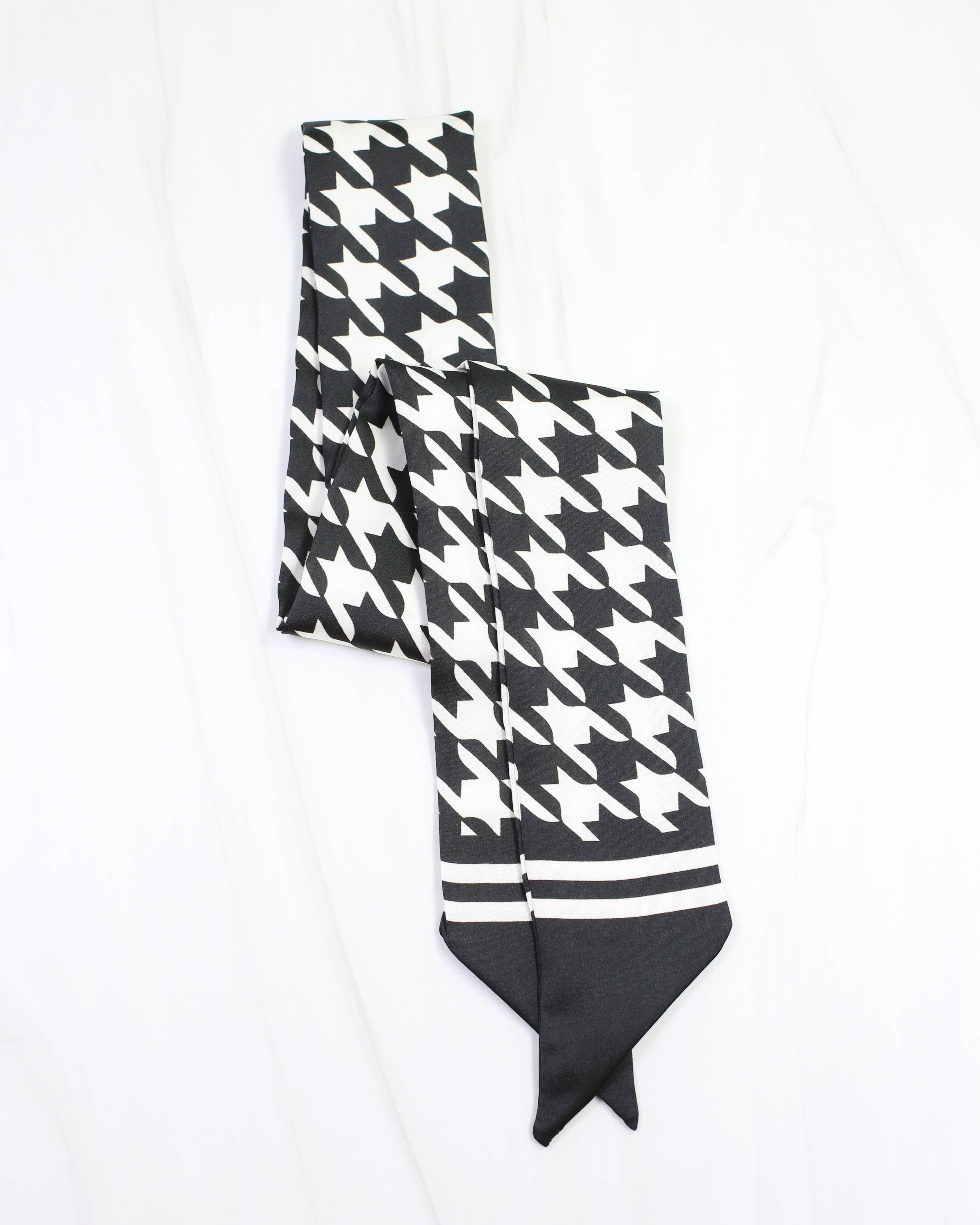 Carlton Houndstooth Skinny Scarf Black White