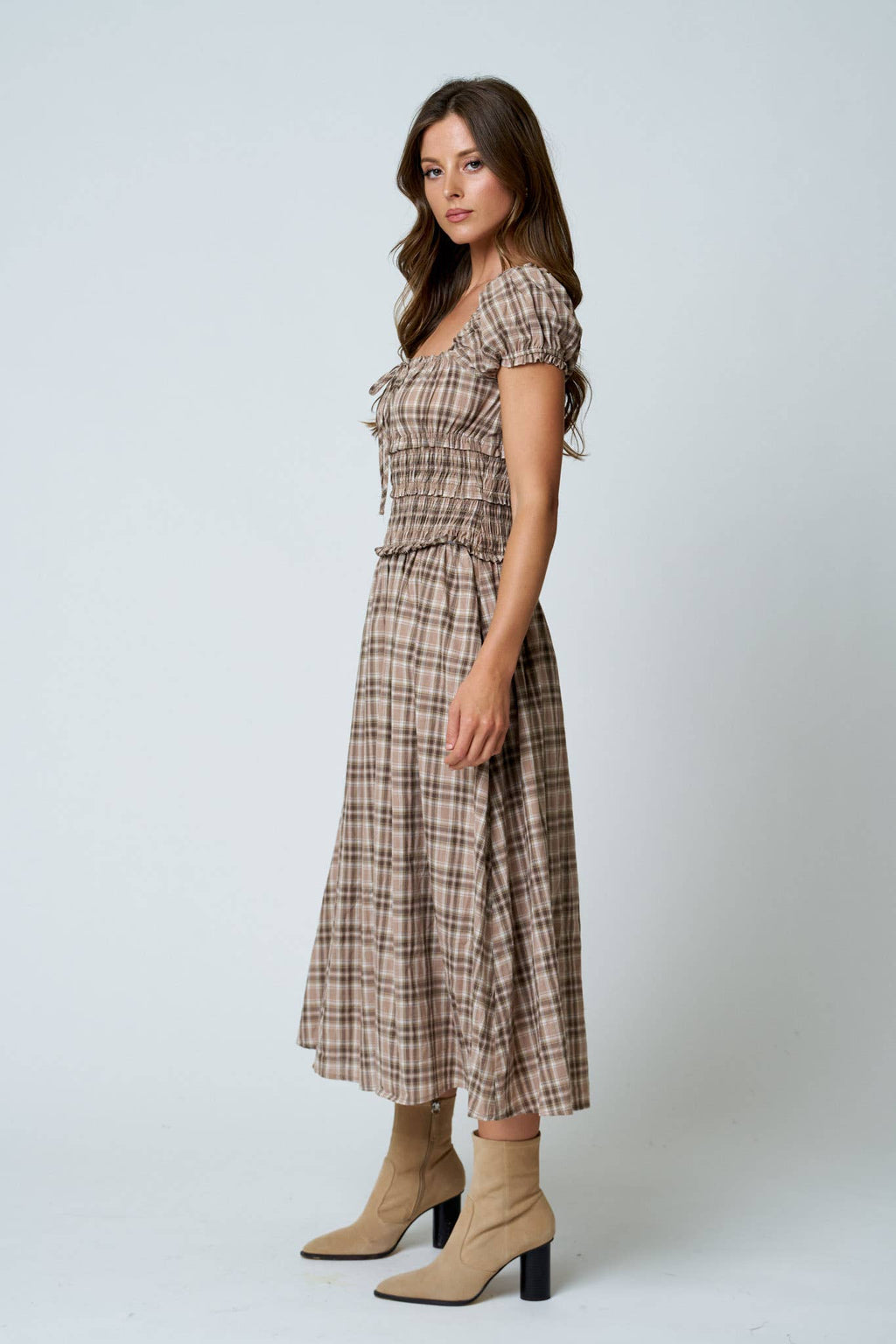 PLAID PUFF SLEEVE RUFFLED SMOCKED WAIST MIDI DRESS (PRE-ORDER): BURGUNDY