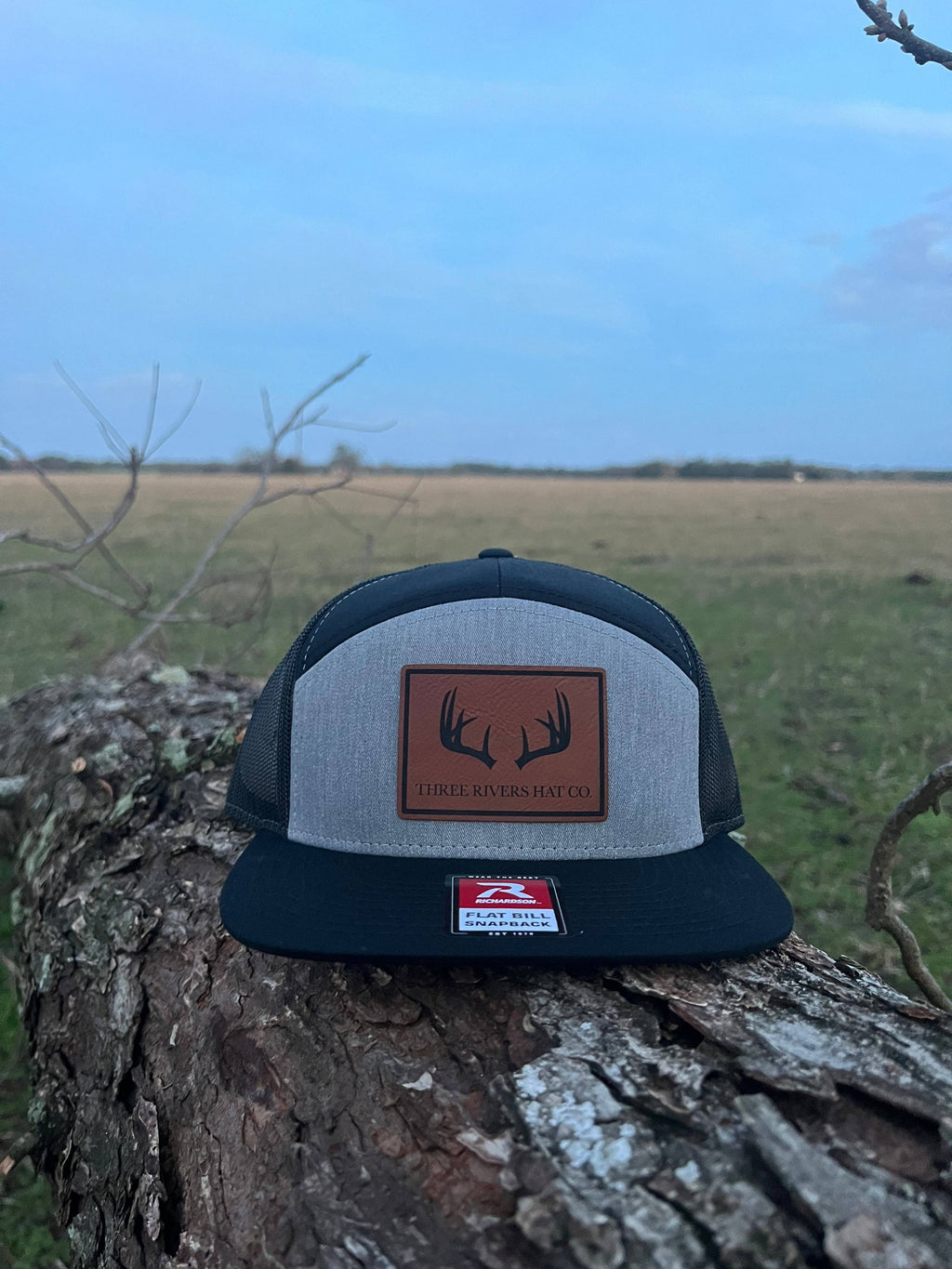 Deer Horns - Flatbill Snapback Hat - Richardson 168 7 panel: Dark Brown/Khaki