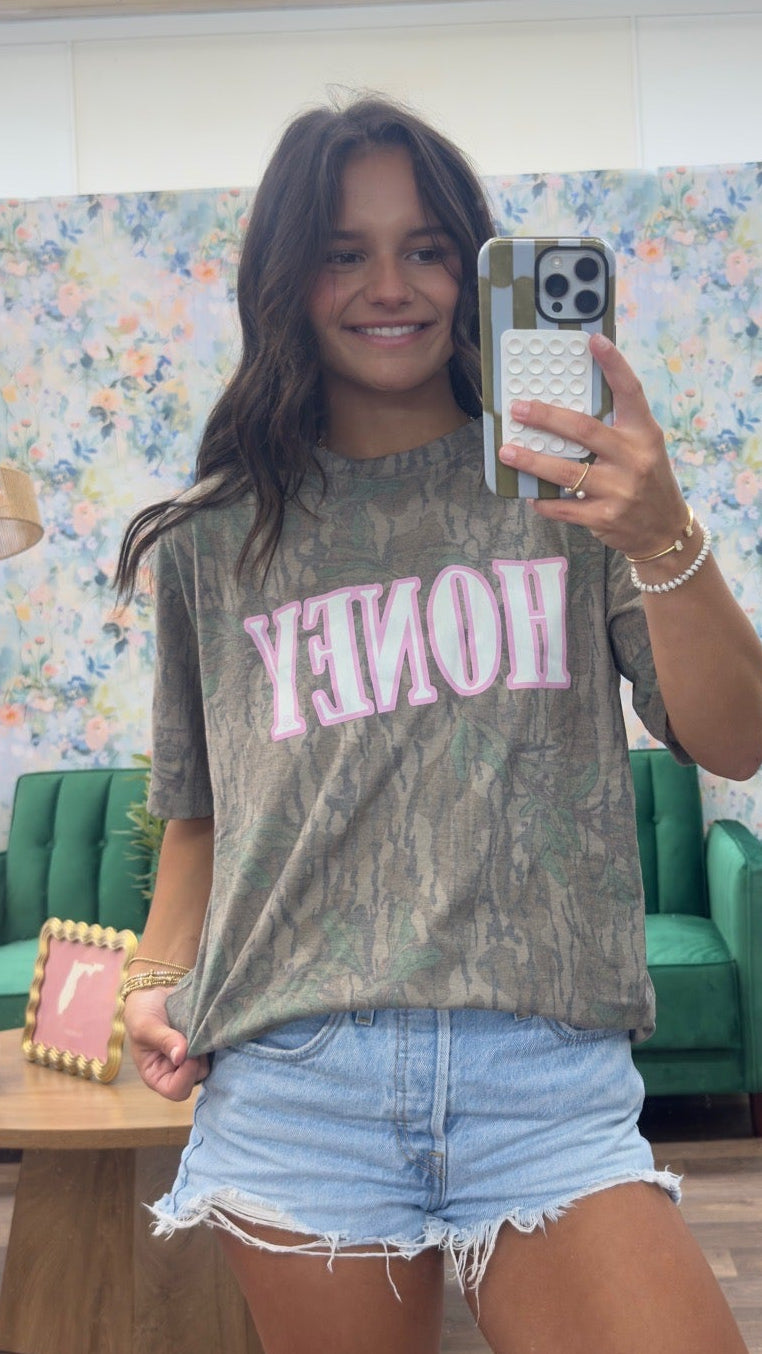 Mad Hatter HONEY camo tee
