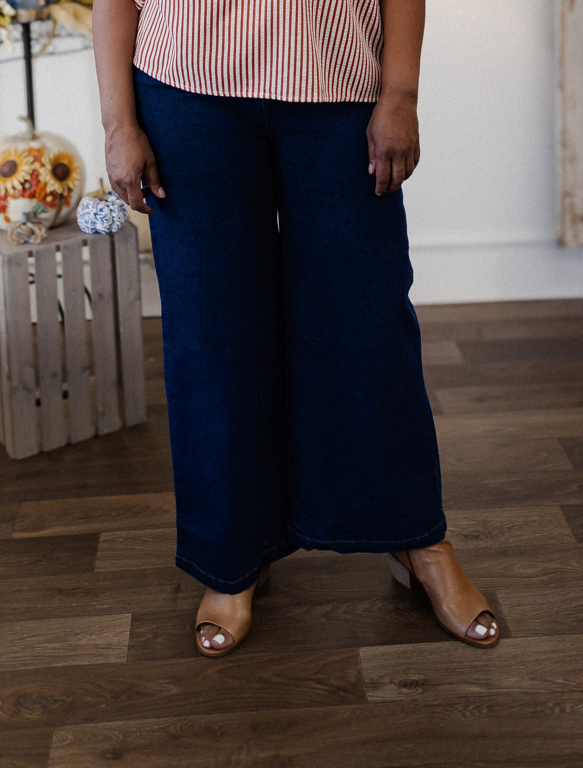 Curvy Denim Cropped Pants
