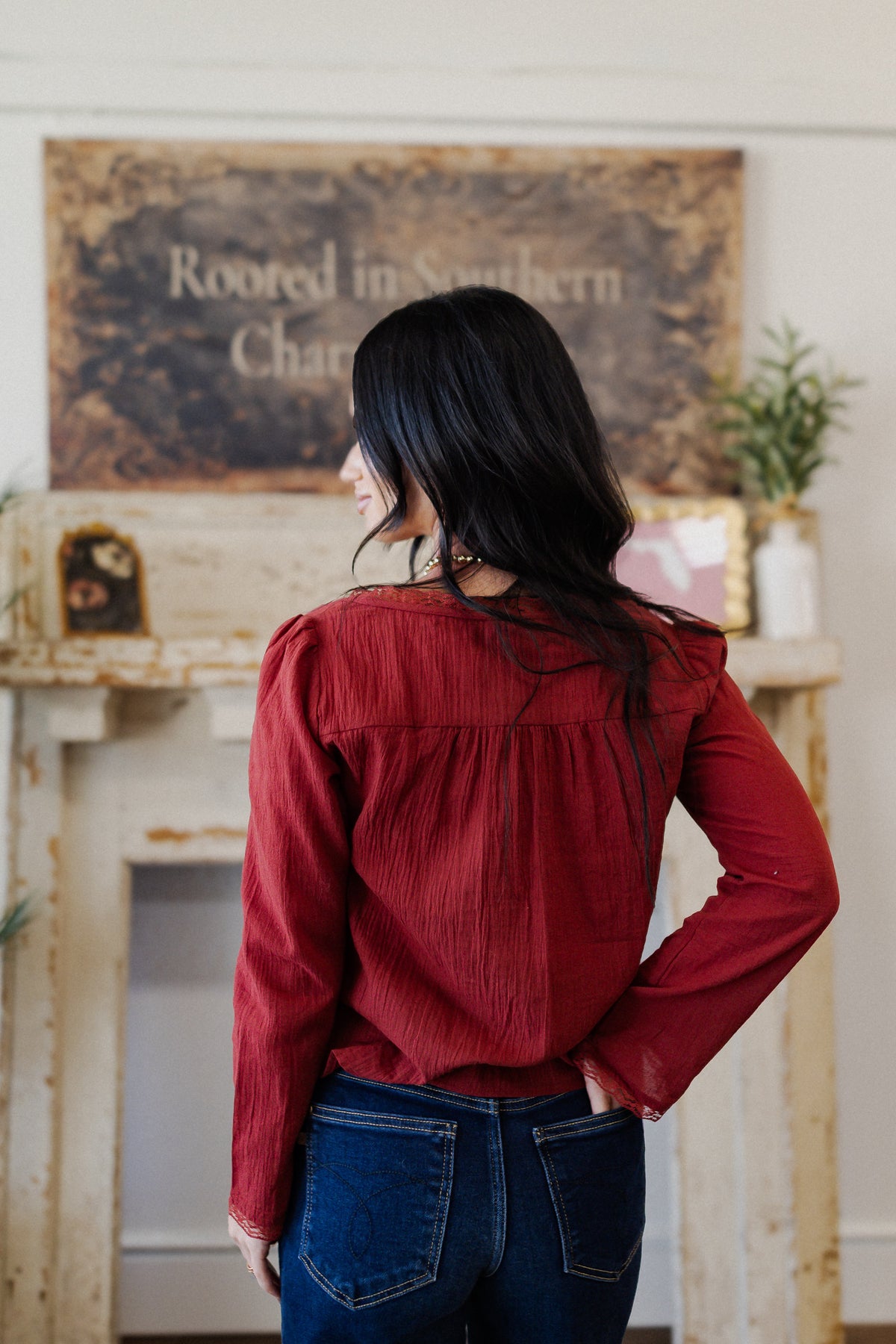 Brick Red Scoop Neck Frnot Tie Lace Top