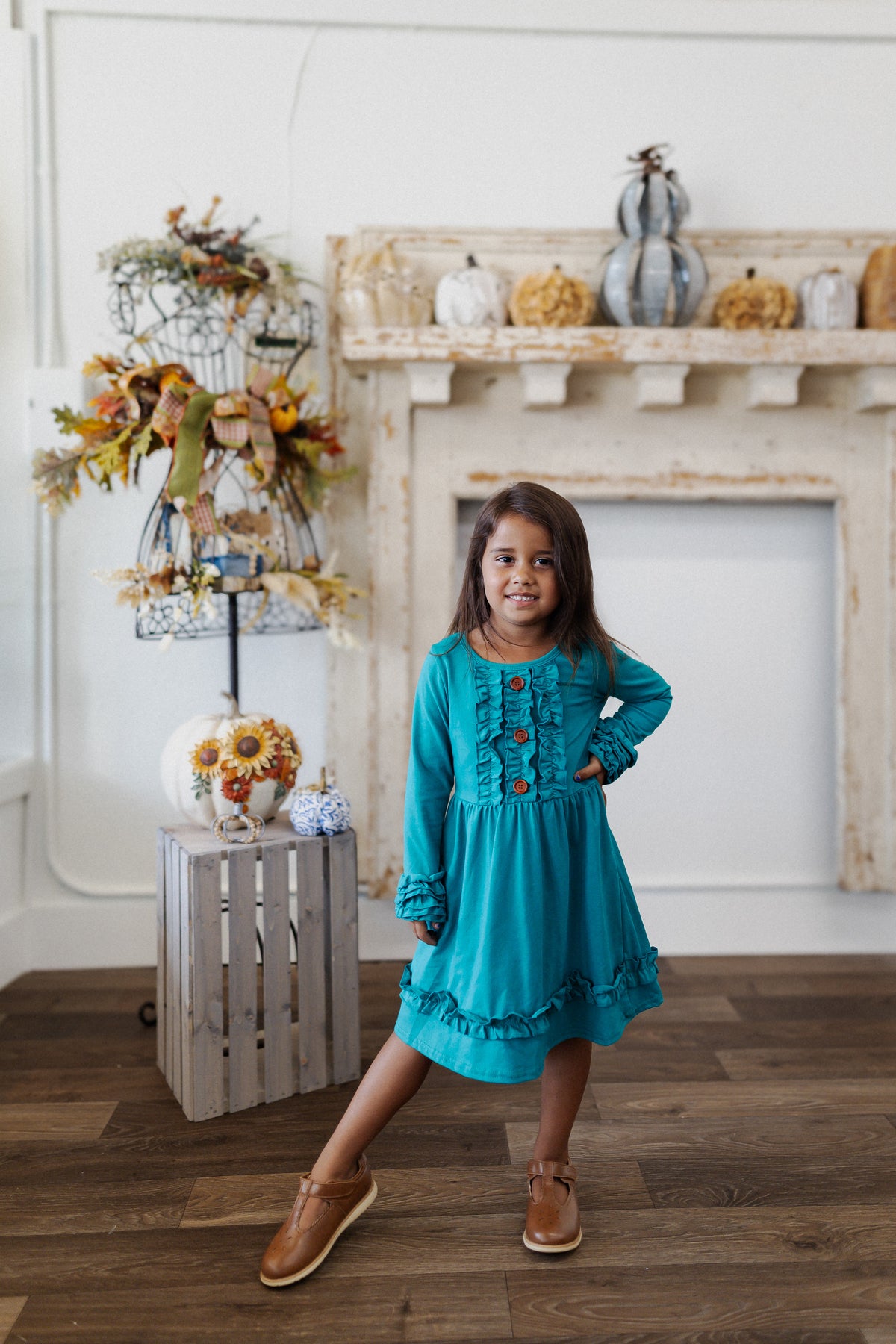 GIRLS LONG SLEEVE RUFFLE BUTTON DRESS