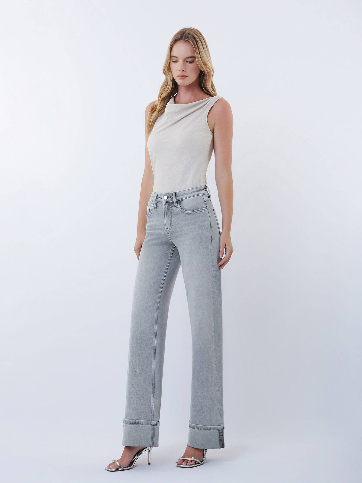 MID RISE FULL LENGTH GREY CUFFED WIDE LEG JEANS F9054GY: GREY / 24