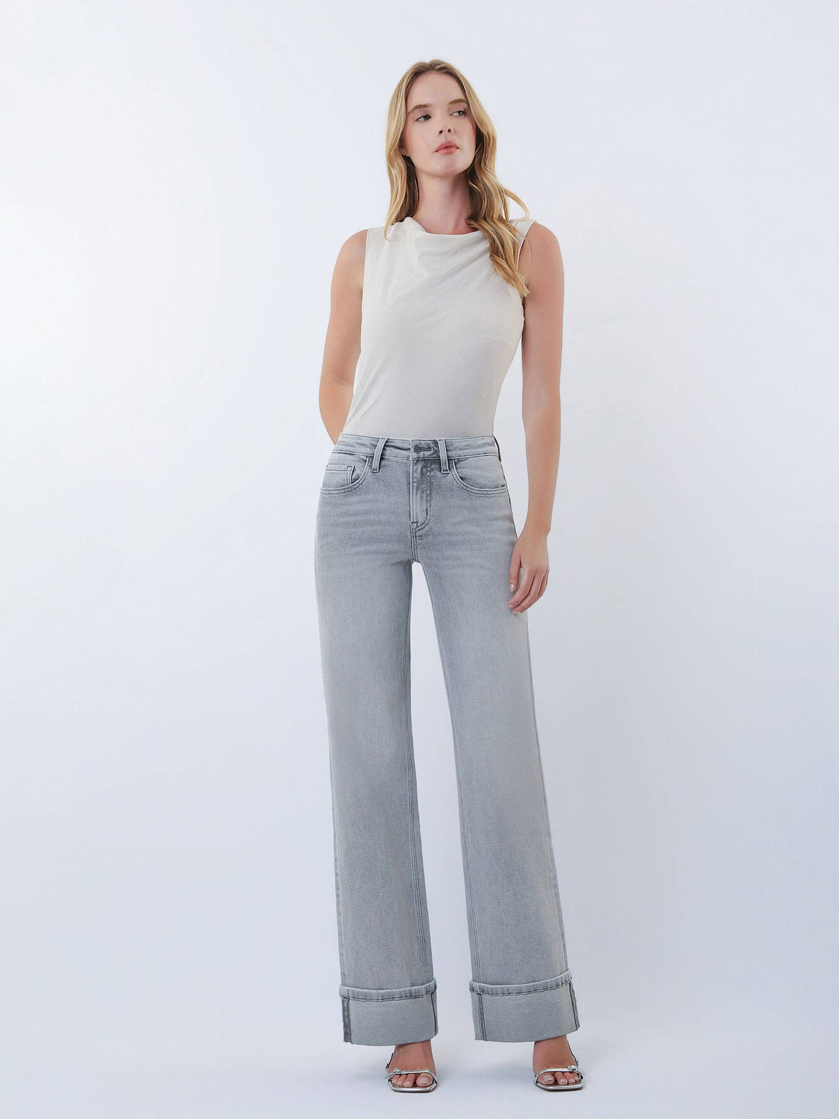 MID RISE FULL LENGTH GREY CUFFED WIDE LEG JEANS F9054GY: GREY / 29