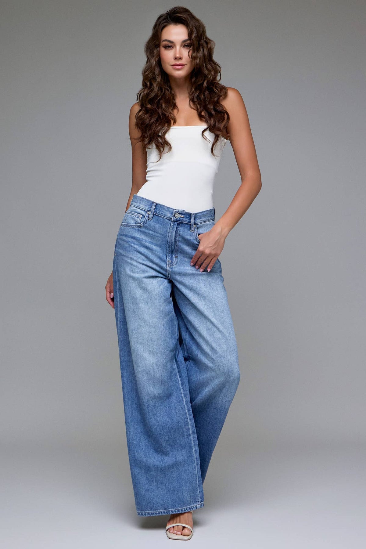 Hidden Brand Jeans - Medium Wash Clean Super Soft 33" Inseam Wide leg