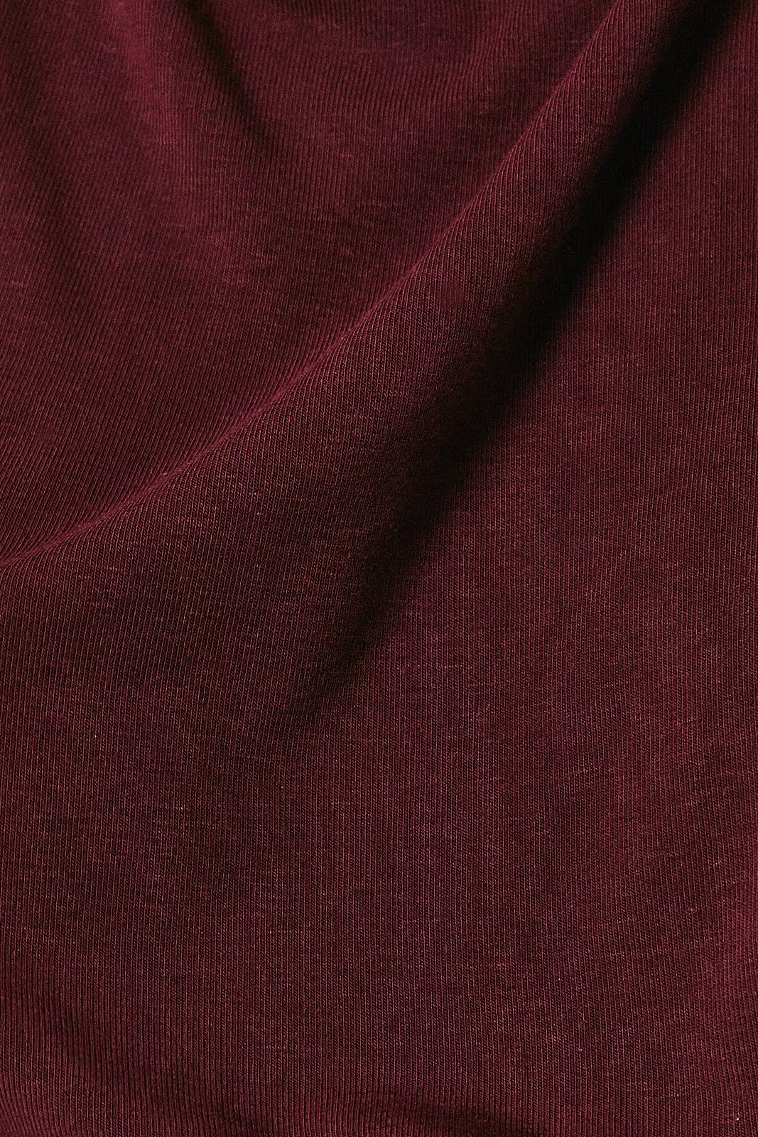 WIDE NECK TOP WITH DETAIL BACK: MAROON